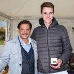 fotomenis_01-10_b_present-40